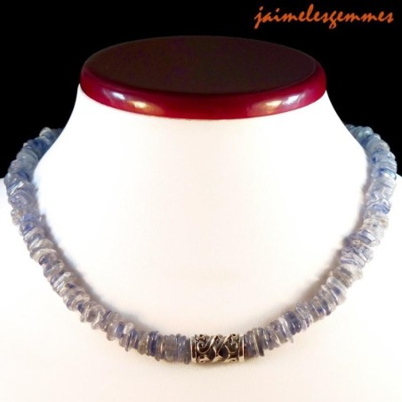 Collier en cyanite