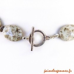 Collier jaspe bleu clair